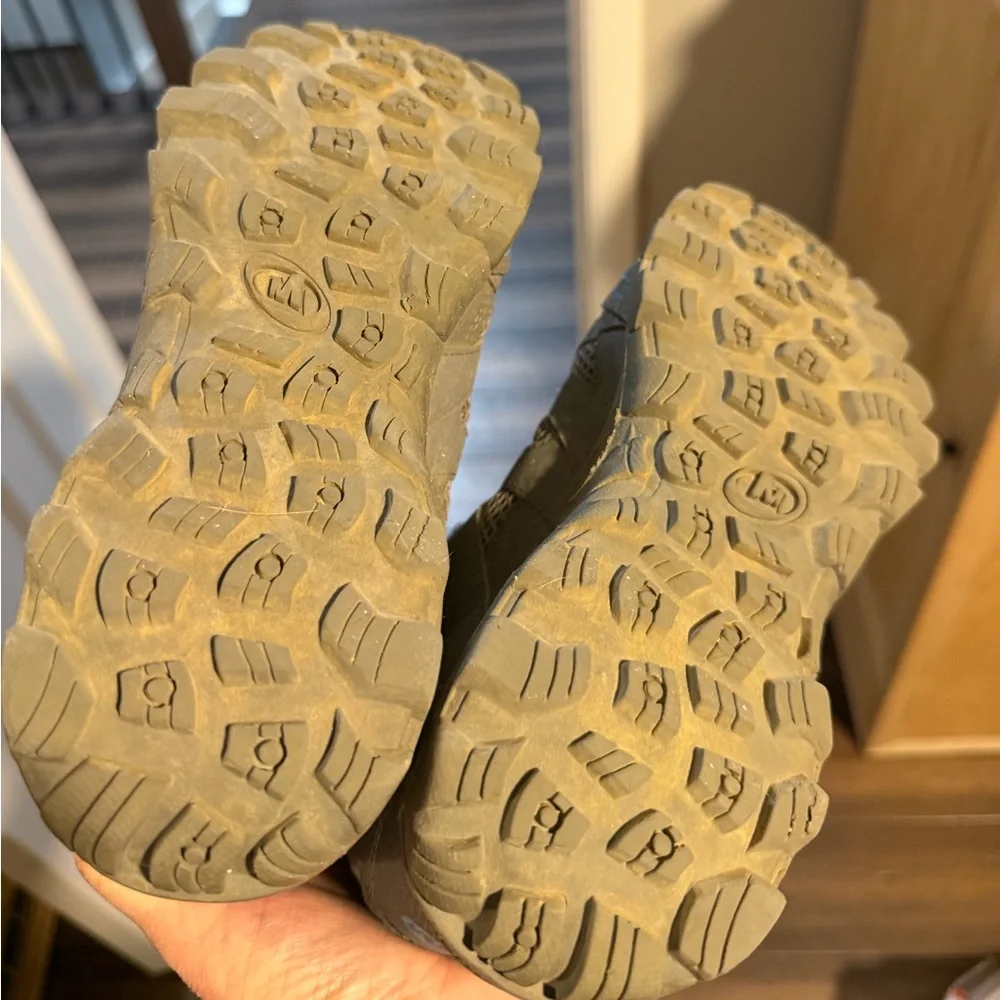 Merrell Taupe and Teal velcro Slip-On hiking Shoes - Picture 7 of 13